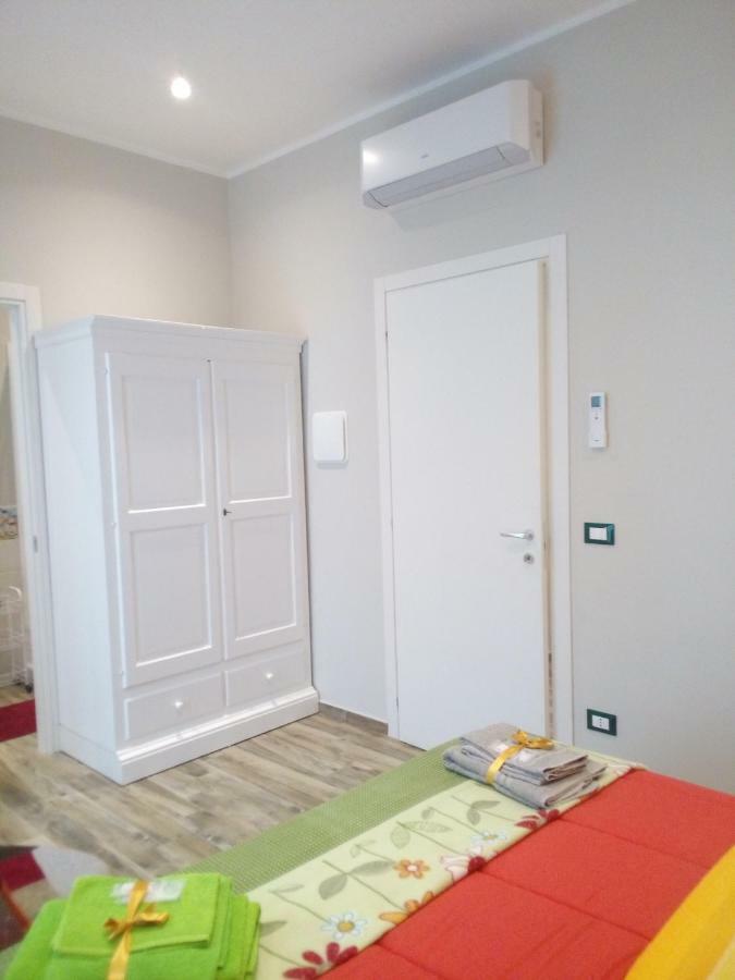 Case Vacanza Le Casette Санто-Стефано-ді-Камастра Екстер'єр фото